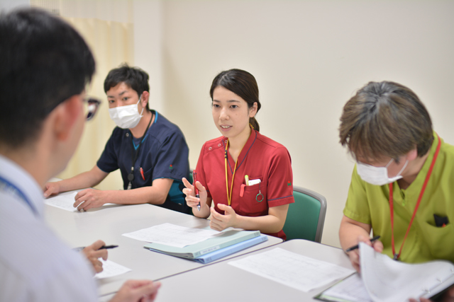 14:30 サービス担当者会議